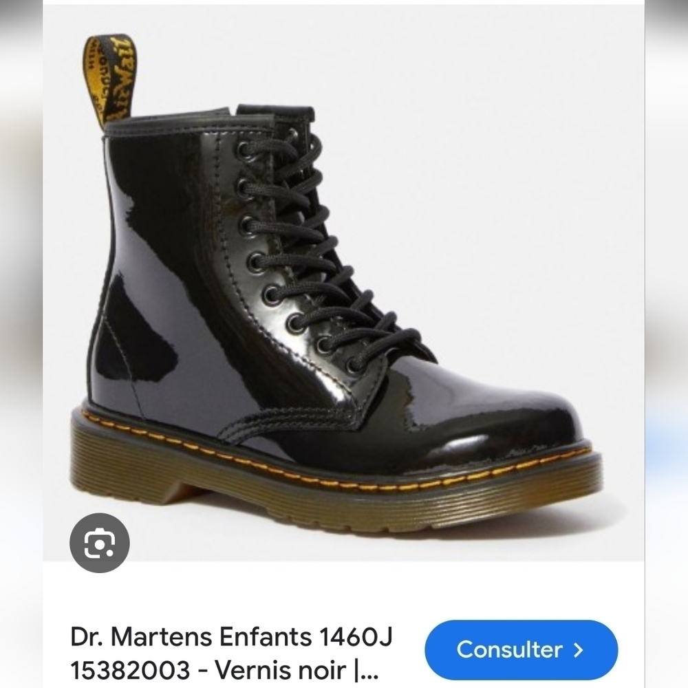Dr. Martens Kids Glossy Black Boots Juinor Sz 2 Us